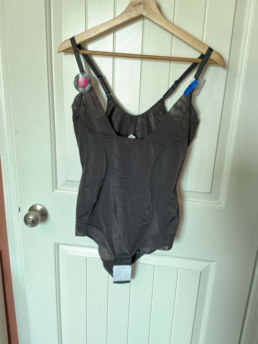 NWT Maidenform Firm Foundations Open Bust Body Shaper XL Black DM5004